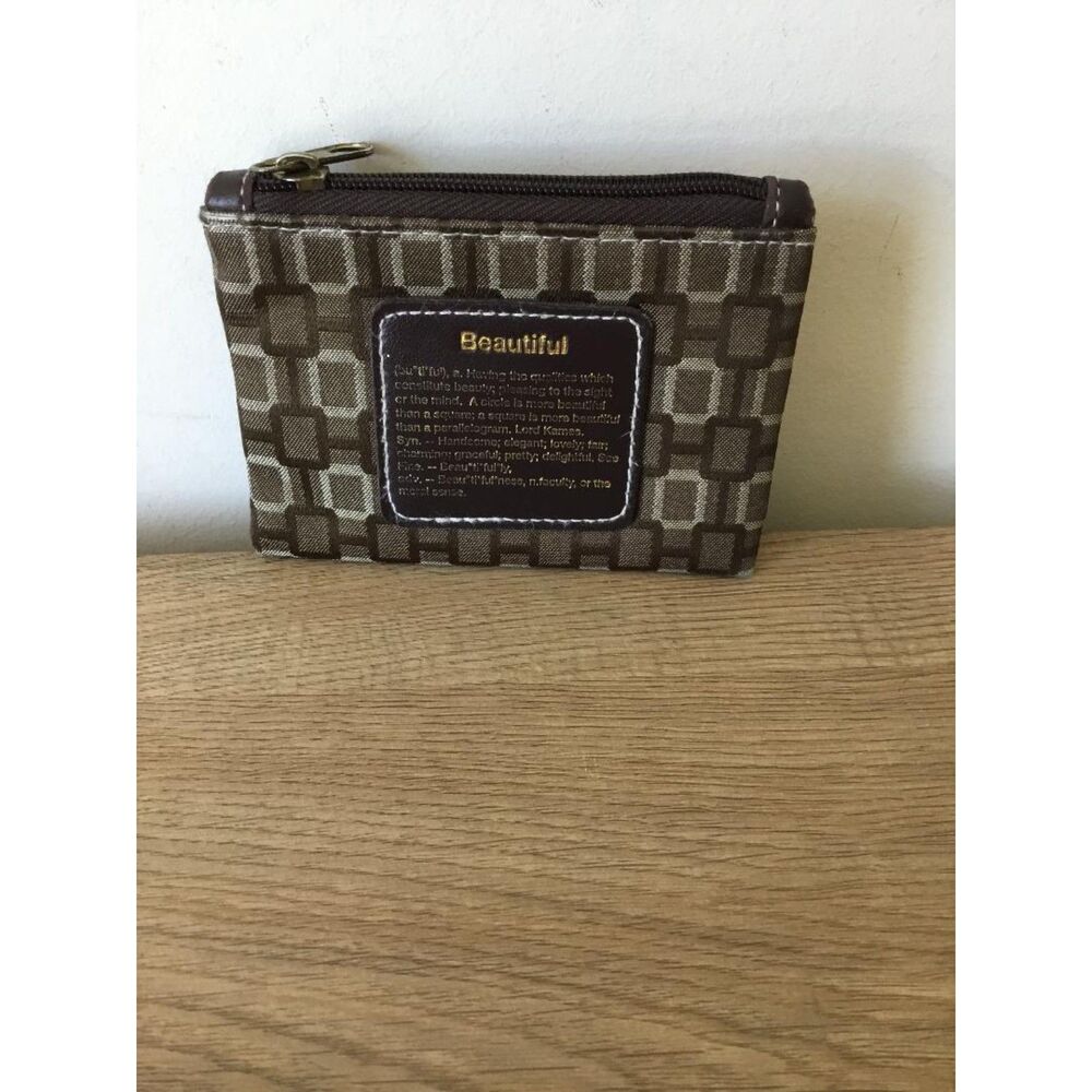 Brown Geometric Pattern Zipper Coin Pouch w/Patch "Beautiful" Definition
